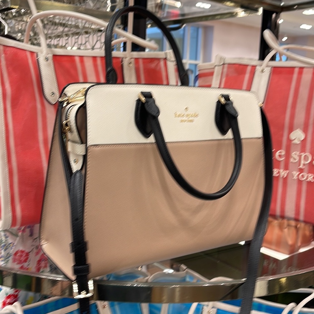 Kate Spade Madison Colorblock Saffiano Leather Medium Satchel
Tstd Hazelnut
NWT - Picture 2 of 16